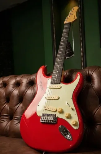 GUITARRA ASSINATURA EDU ARDANUY
