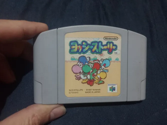 Vendo o jogo do Nintendo 64 do Yoshi japonesa !!!