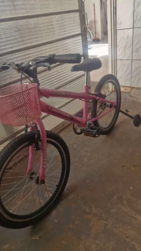Bicicleta Avance equipes aro 20