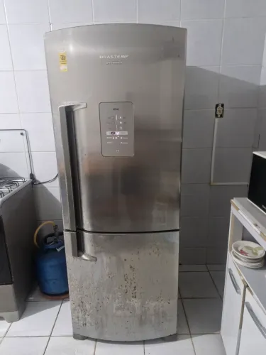 Vendo geladeira brastemp $750