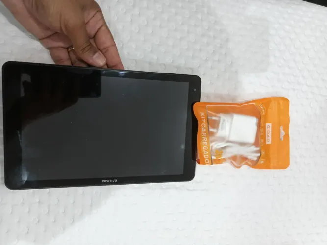 Tablet positivo octacore T1085 novo