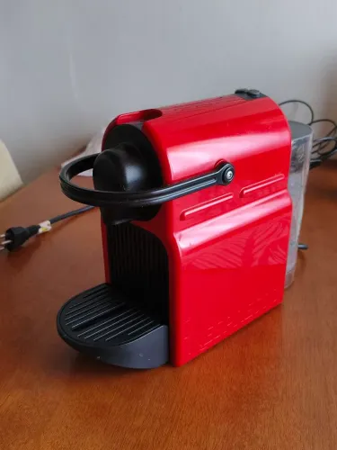 Cafeteira nespresso Inissia