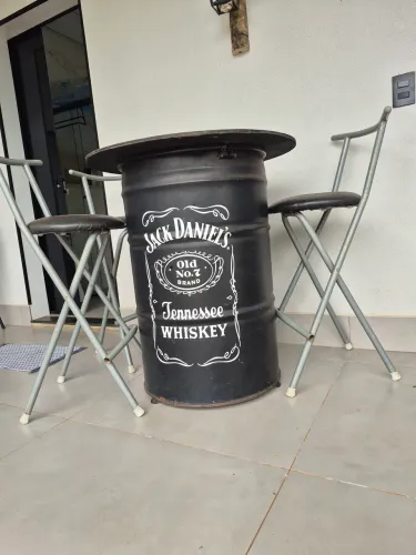 Tambor com 3 Banquetas dobráveis 
