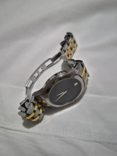 Relógio da marca Movado