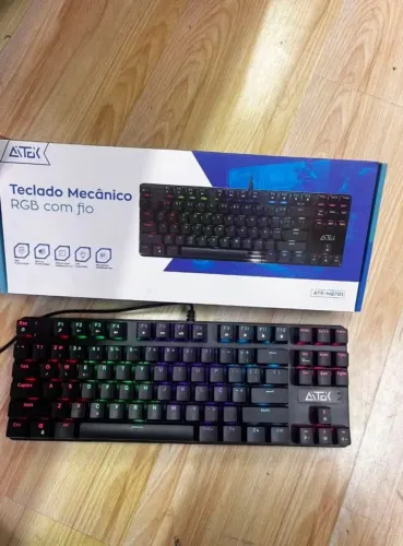 Teclado gamer mecânico 75%