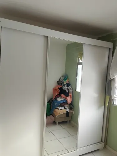 Vendo guarda roupa entrega + montagem grátis 