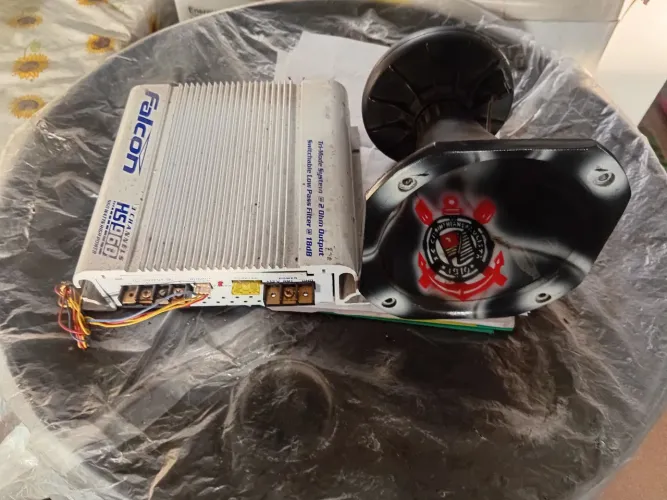 Corneta champion draive 100 watts  + amplificador falcon960 