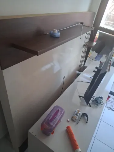 Painel de TV disponível