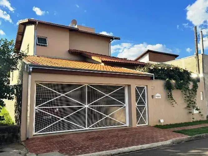 Casa 2 suítes Jardim Porangaba - Águas de São Pedro - SP