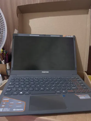 Notebook Positivo Vision C14.