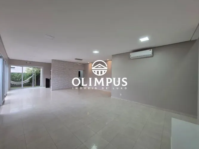 Casa no Condomínio Jardim Barcelona para Alugar no Bairro Nova Uberlândia