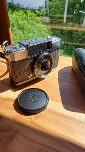 Câmera Olympus Pen EE