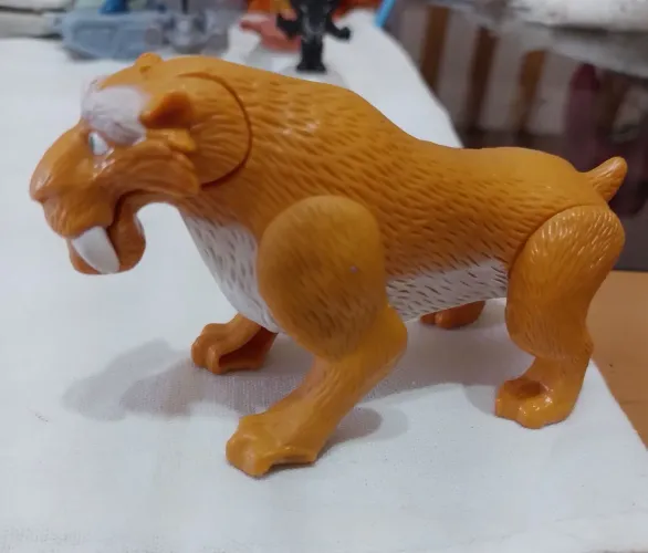 Boneco Diego- tigre do filme A Era do Gelo