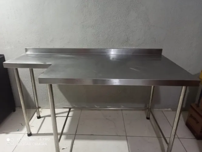 Mesa de inox