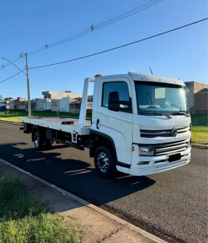 Volks 11-180 guincho plataforma ano 2021