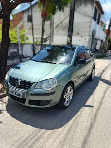 Volkswagen Polo Sedan 1.6 MI Total Flex 8V 4P 2009