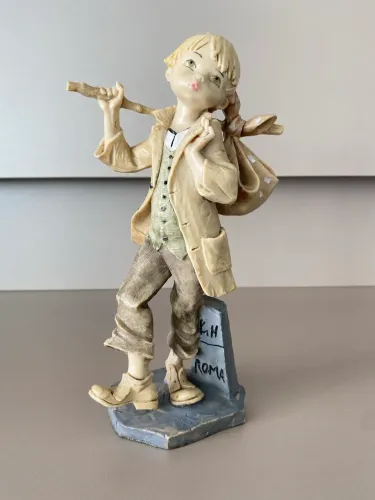 Escultura em resina italiana