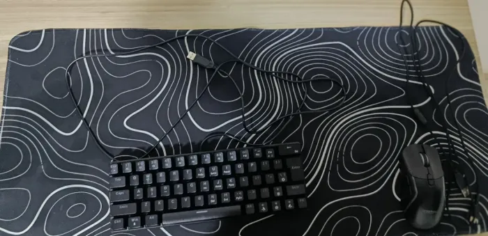 Kit gamer mause, teclado 60%,mause pad
