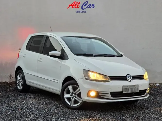 Volkswagen Fox Comfortline 1.6 Flex 8V 5P 2016
