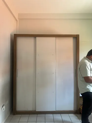 Vendo guarda roupa casal