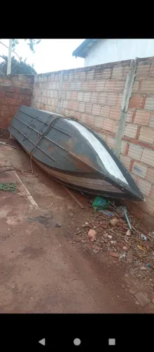 Barco Levi forte 6metros borda alta