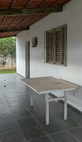 Sobrado 5 quartos com quintal grande - Próximo à Praça da Bíblia - *