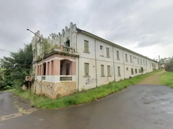 Hotel Colombo das Termas com Terreno de 6.500m² no Complexo Turístico e Hidrotermal do Bar