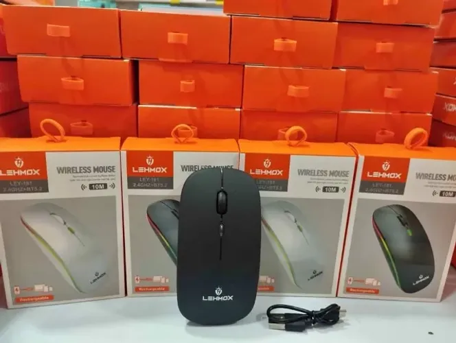 Mouse sem fio e recarregável,via bluetooth e via adaptador
