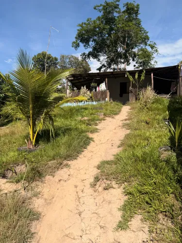 CASA NO VILA NOVA PASSANDO A QUINTA DA BARONESA 