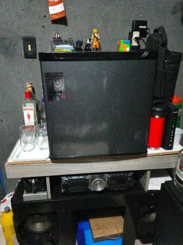 Frigobar Midea