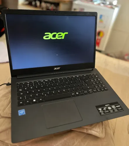 Notebook Acer Aspire 3 - Excelente Estado + Carregador Original