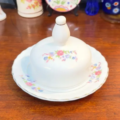 Manteigueira de Porcelana Steatita.