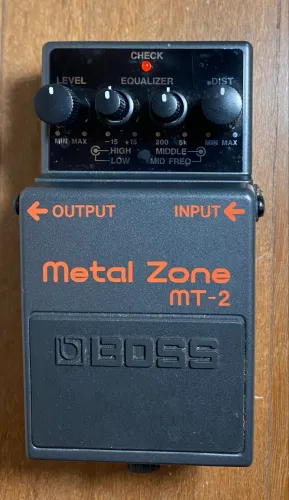 Pedal Boss Metal Zone