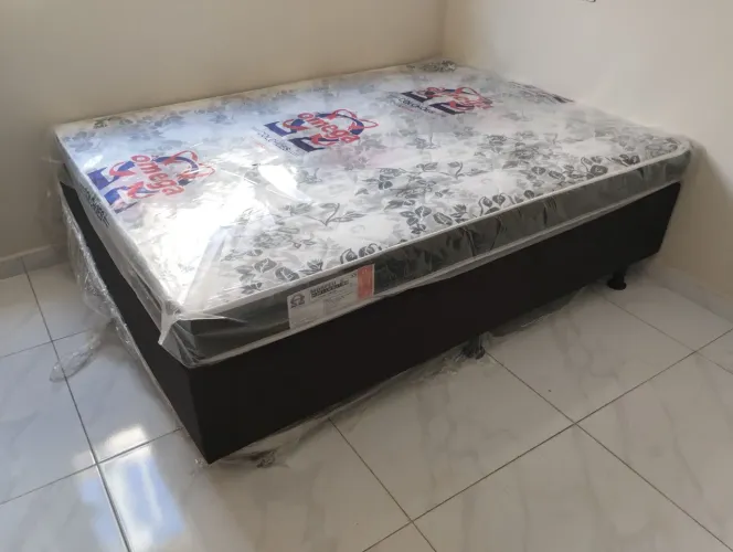 Colchão casal d33 novo, 14 cm de altura