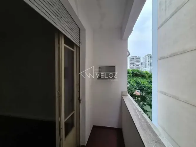 Apartamento : / Residencial / Catete