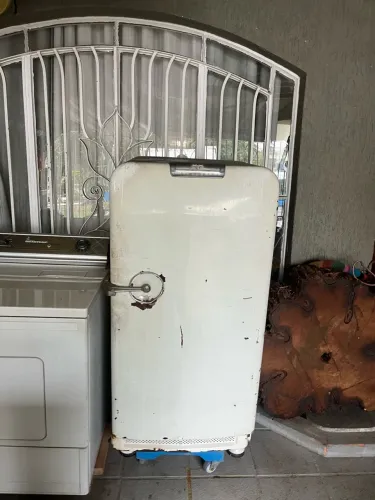 Geladeira antiga