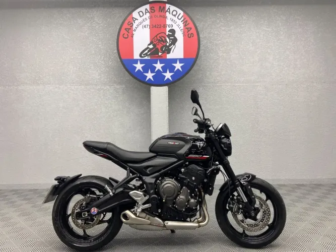 Triumph Trident 660