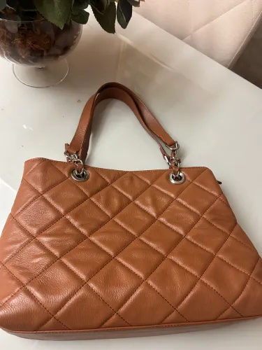 Bolsa Arezzo, couro legítimo
