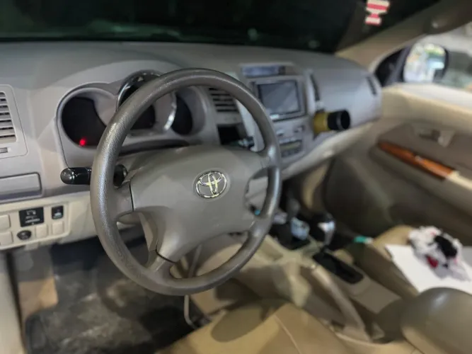 Toyota Hilux SW4 SRV D4-d 4X4 3.0 TDI Dies. AUT 2006