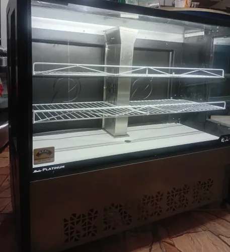 Vitrine para Confeitaria e afins 
