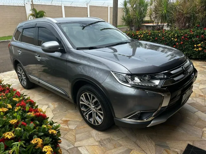 Mitsubishi Outlander 2.2 165cv Diesel Aut. 2018