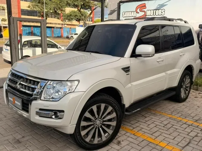 Mitsubishi Pajero HPE Full 3.8 V6 250cv 3P Aut. 2019