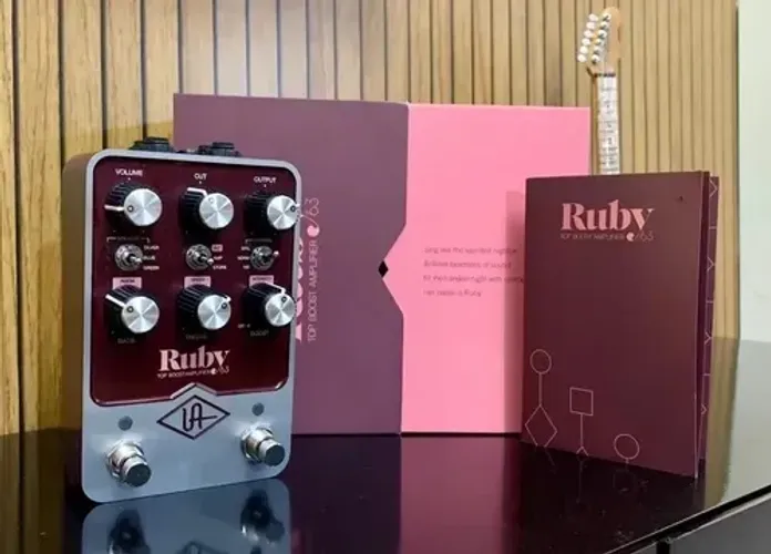 Pedal Amplificador Ruby 63 - NOVO!