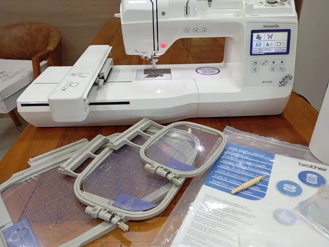 Máquina de bordado eletrônico brother 1430