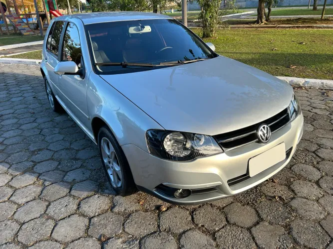 Volkswagen Golf Tech 1.6 MI Total Flex 8V 4P 2009