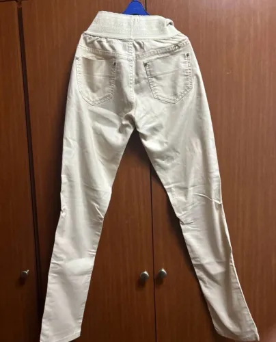 Calça DBZ número 38 skinny resinada