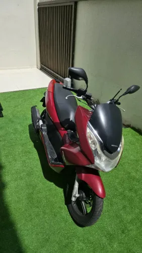Moto Pcx 2014 em ótimo estado de conservação