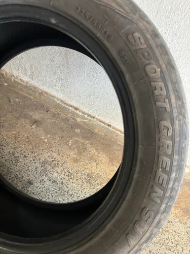 Pneus 225 55 r18