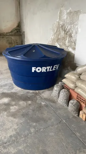 Caixa de água 1.000 Litros nova nunca usada