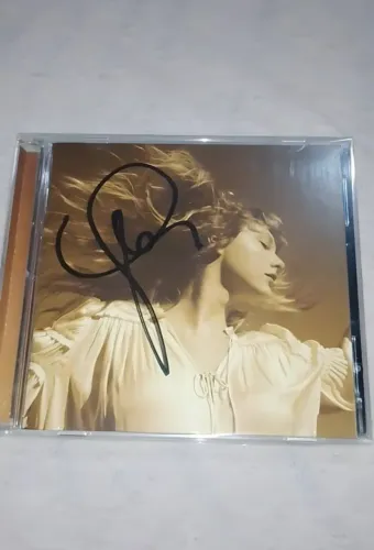 Cd Fearless (Taylor's Version) - Taylor Swift (AUTOGRAFADO)